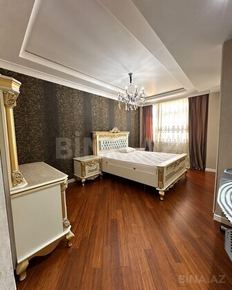 3 otaqlı Yeni tikili, Şah İsmayıl Xətai m., Bakı