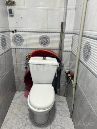 2 otaqlı Köhnə tikili, Elmlər Akademiyası m., Bakı