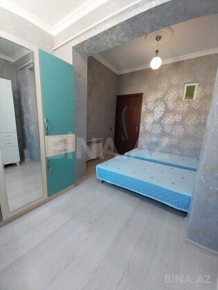2 otaqlı Köhnə tikili, İnşaatçılar m., Bakı