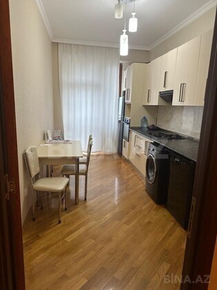 2 otaqlı Yeni tikili, İnşaatçılar m., Bakı