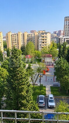 2 otaqlı Köhnə tikili, Memar Əcəmi m., Bakı