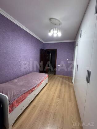 3 otaqlı Köhnə tikili, Həzi Aslanov m., Bakı