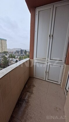 4 otaqlı Yeni tikili, Elmlər Akademiyası m., Bakı