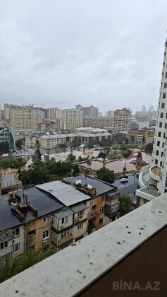 4 otaqlı Yeni tikili, Elmlər Akademiyası m., Bakı