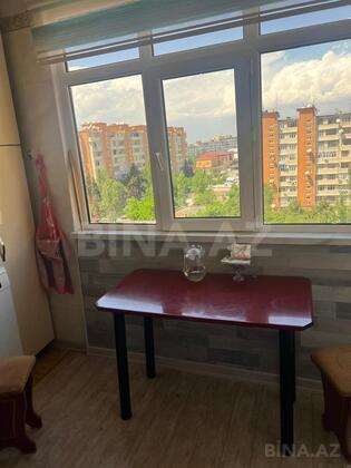 4 otaqlı Köhnə tikili, Həzi Aslanov m., Bakı