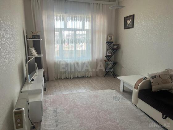 4 otaqlı Köhnə tikili, Həzi Aslanov m., Bakı