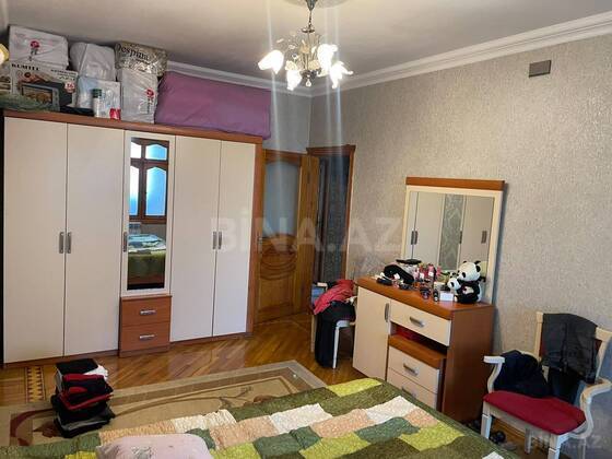 3 otaqlı Köhnə tikili, Həzi Aslanov m., Bakı