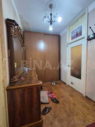 2 otaqlı Köhnə tikili, İnşaatçılar m., Bakı