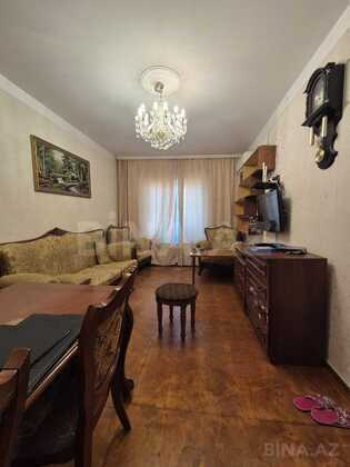 2 otaqlı Köhnə tikili, İnşaatçılar m., Bakı