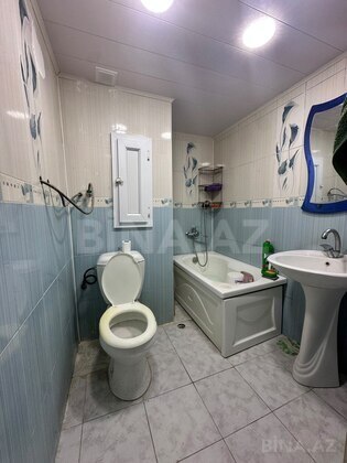 2 otaqlı Köhnə tikili, İnşaatçılar m., Bakı