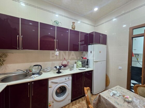 3 otaqlı Köhnə tikili, İçəri Şəhər m., Bakı