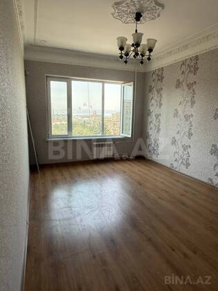 2 otaqlı Köhnə tikili, Əhmədli m., Bakı