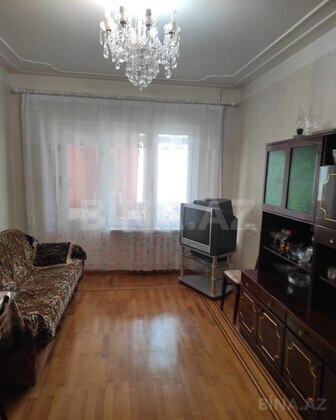 3 otaqlı Köhnə tikili, Nəsimi m., Bakı