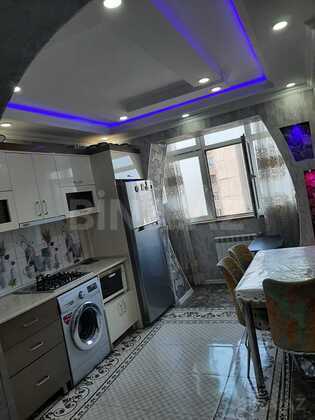 2 otaqlı Köhnə tikili, Əhmədli m., Bakı
