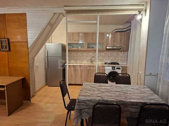 3 otaqlı Köhnə tikili, 28 May m., Bakı