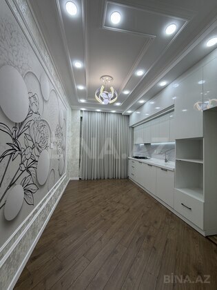 3 otaqlı Yeni tikili, Neftçilər m., Bakı