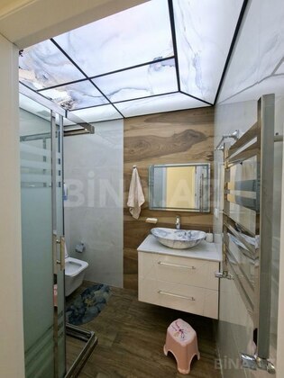 3 otaqlı Yeni tikili, Qara Qarayev m., Bakı