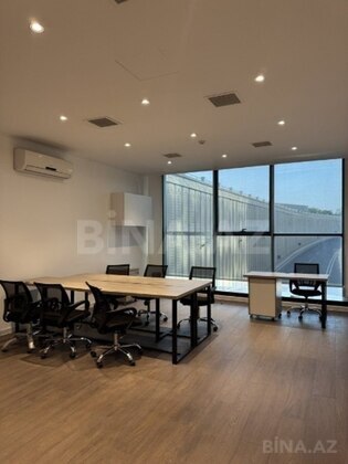 4 otaqlı Ofis, Ulduz m., Bakı