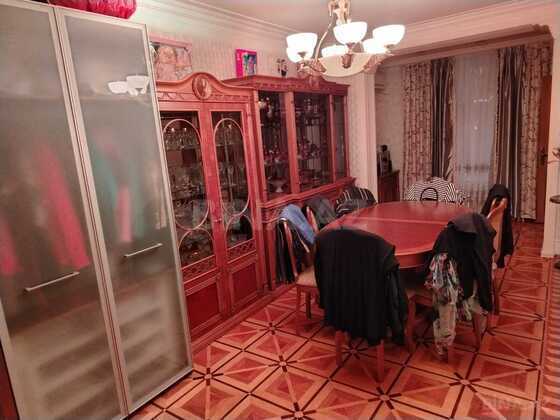 5 otaqlı Köhnə tikili, Azadlıq Prospekti m., Bakı