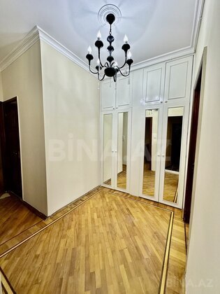 2 otaqlı Köhnə tikili, Gənclik m., Bakı