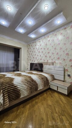 3 otaqlı Köhnə tikili, Həzi Aslanov m., Bakı