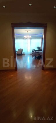 4 otaqlı Yeni tikili, Azadlıq Prospekti m., Bakı