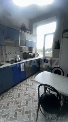 2 otaqlı Köhnə tikili, Qara Qarayev m., Bakı