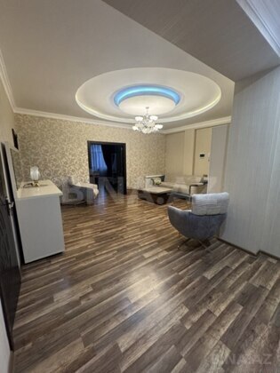 3 otaqlı Yeni tikili, Şah İsmayıl Xətai m., Bakı