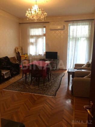 3 otaqlı Köhnə tikili, Nəriman Nərimanov m., Bakı