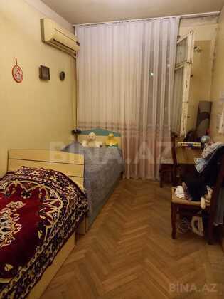 2 otaqlı Köhnə tikili, Memar Əcəmi m., Bakı
