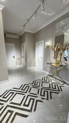 4 otaqlı Həyət evi/Bağ evi, Novxanı q., Bakı