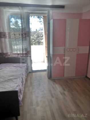 1 otaqlı Köhnə tikili, İnşaatçılar m., Bakı
