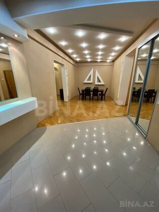 4 otaqlı Yeni tikili, 28 May m., Bakı