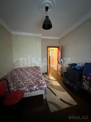 3 otaqlı Köhnə tikili, Həzi Aslanov m., Bakı