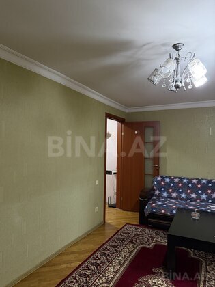 2 otaqlı Köhnə tikili, Elmlər Akademiyası m., Bakı