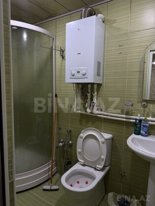 2 otaqlı Köhnə tikili, Elmlər Akademiyası m., Bakı