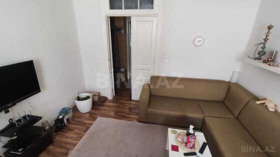 2 otaqlı Köhnə tikili, Səbail r., Bakı