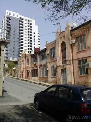2 otaqlı Köhnə tikili, Səbail r., Bakı