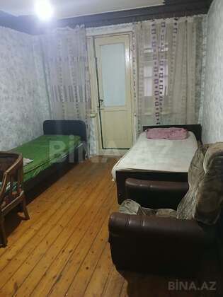 1 otaqlı Köhnə tikili, Neftçilər m., Bakı