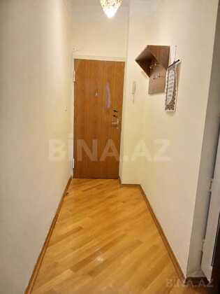 2 otaqlı Köhnə tikili, Azadlıq Prospekti m., Bakı