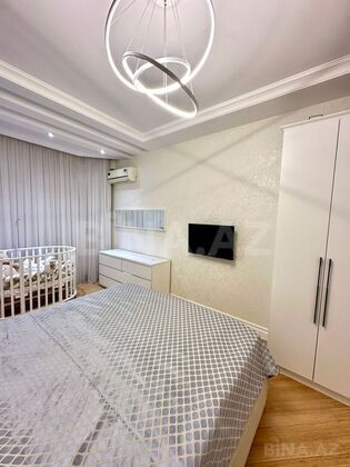 3 otaqlı Yeni tikili, Şah İsmayıl Xətai m., Bakı