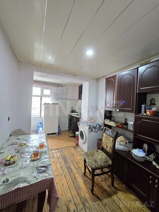 2 otaqlı Köhnə tikili, Xalqlar Dostluğu m., Bakı