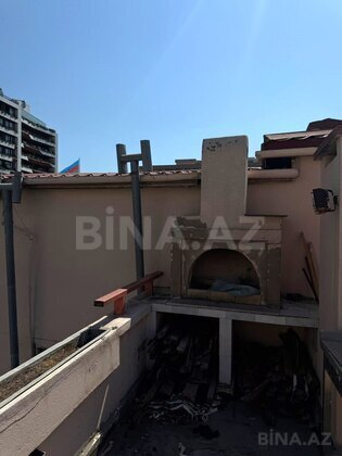 3 otaqlı Köhnə tikili, Bayıl q., Bakı