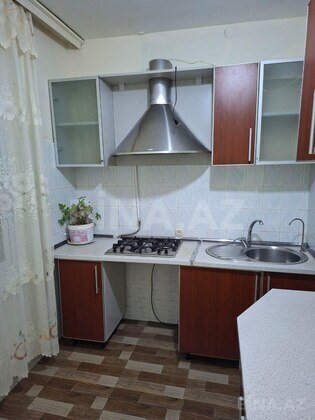 2 otaqlı Köhnə tikili, Həzi Aslanov m., Bakı