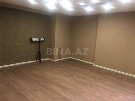 3 otaqlı Yeni tikili, Şah İsmayıl Xətai m., Bakı