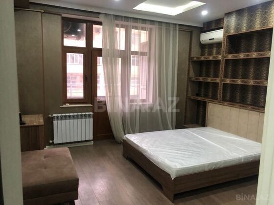 3 otaqlı Yeni tikili, Şah İsmayıl Xətai m., Bakı