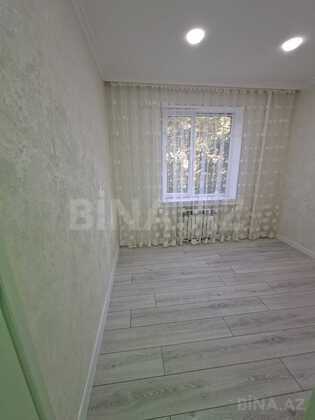 3 otaqlı Köhnə tikili, Bakıxanov q., Bakı