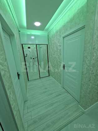 3 otaqlı Köhnə tikili, Bakıxanov q., Bakı