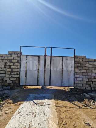 Torpaq Hövsan q., Bakı