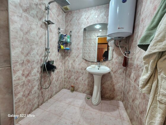 3 otaqlı Köhnə tikili, Qara Qarayev m., Bakı